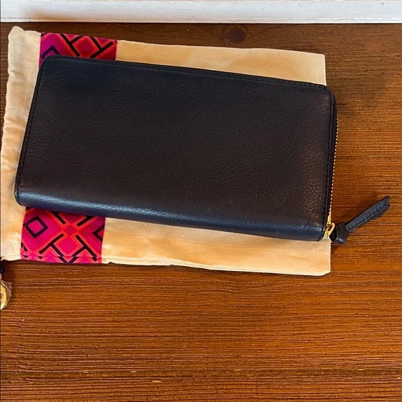 Tory Burch Harper Zip Continental Bluewood Color Leather Wallet Embossed Logo - Picture 7 of 8